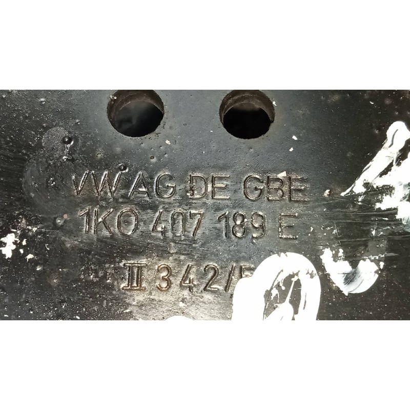 Recambio de brazo suspension inferior delantero izquierdo para volkswagen golf v berlina (1k1) highline referencia OEM IAM 1K040