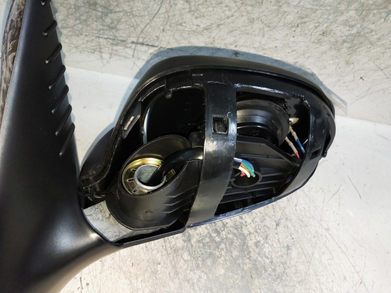Recambio de retrovisor izquierdo para peugeot 406 berlina (s1/s2) referencia OEM IAM   
