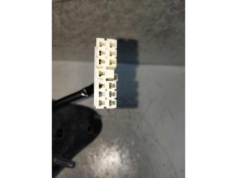 Recambio de retrovisor izquierdo para peugeot 406 berlina (s1/s2) referencia OEM IAM   