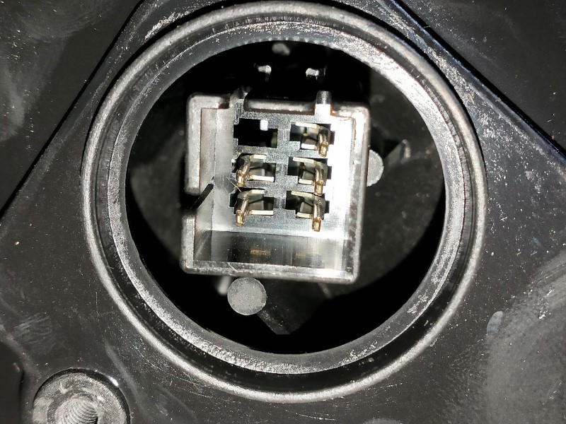 Recambio de retrovisor izquierdo para opel corsa c referencia OEM IAM   