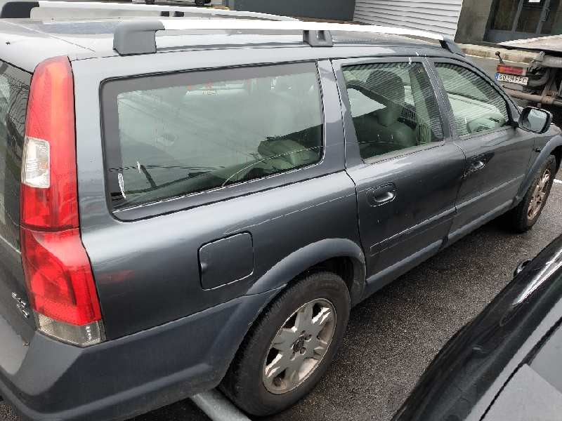 volvo xc70 del año 2005