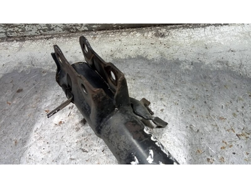 Recambio de amortiguador delantero izquierdo para nissan almera (n16/e) acenta referencia OEM IAM   