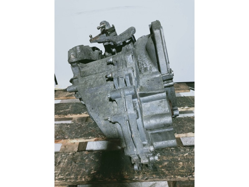 Recambio de caja cambios para saab 9-3 sport hatch 1.9 tid linear referencia OEM IAM F40 R05076871E5 6V