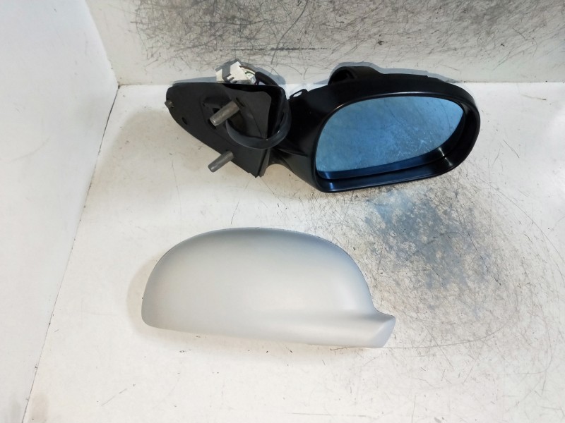 Recambio de retrovisor derecho para peugeot 406 berlina (s1/s2) referencia OEM IAM   