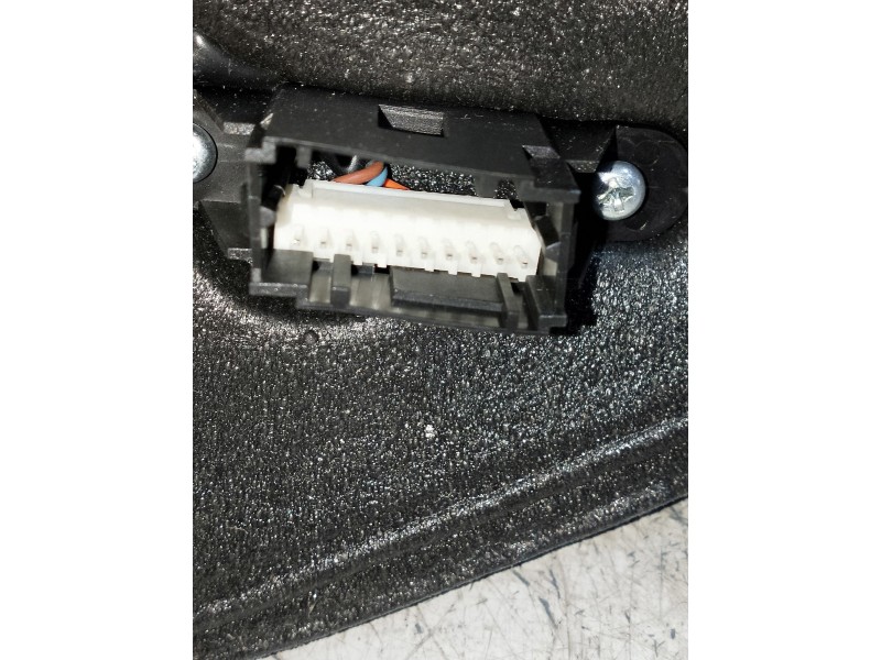 Recambio de retrovisor izquierdo para renault megane i berlina hatchback (ba0) referencia OEM IAM   