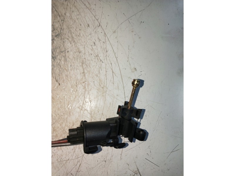 Recambio de retrovisor izquierdo para volkswagen golf iii berlina (1h1) referencia OEM IAM   