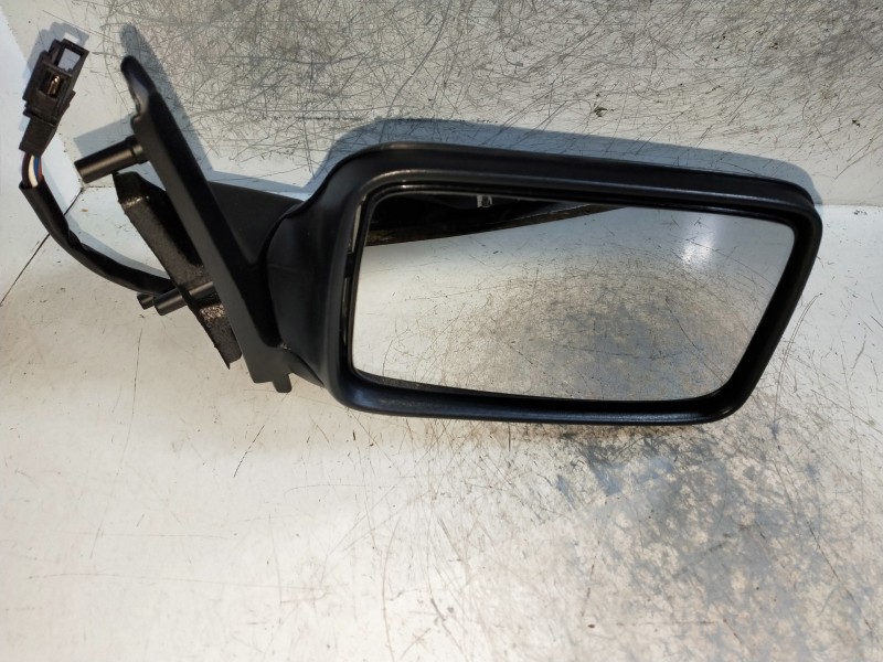 Recambio de retrovisor derecho para volkswagen golf iii berlina (1h1) referencia OEM IAM   