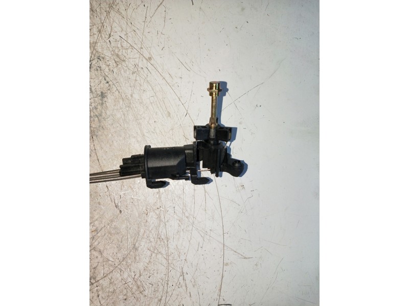 Recambio de retrovisor izquierdo para volkswagen golf iii berlina (1h1) referencia OEM IAM   