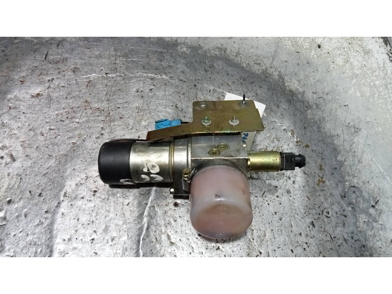 Recambio de compresor cierre centralizado para bmw serie 7 (e65/e66) 740i referencia OEM IAM HB70088200 7015009 