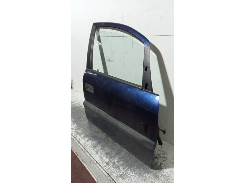 Recambio de puerta delantera derecha para opel zafira a elegance referencia OEM IAM   5P