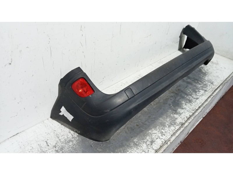 Recambio de paragolpes trasero para renault kangoo furgón compact comfort referencia OEM IAM   