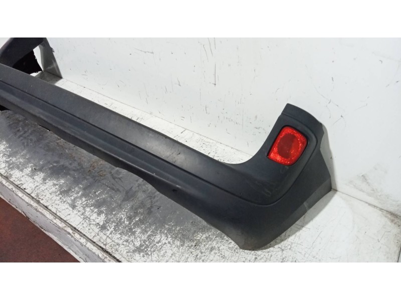 Recambio de paragolpes trasero para renault kangoo furgón compact comfort referencia OEM IAM   