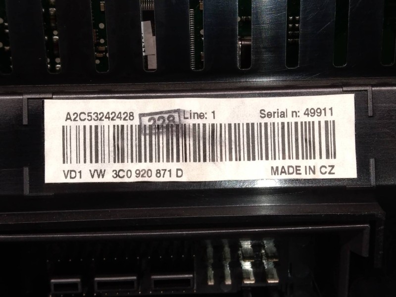 Recambio de cuadro instrumentos para volkswagen passat berlina (3c2) highline referencia OEM IAM 3C0920871D A2C53242428 