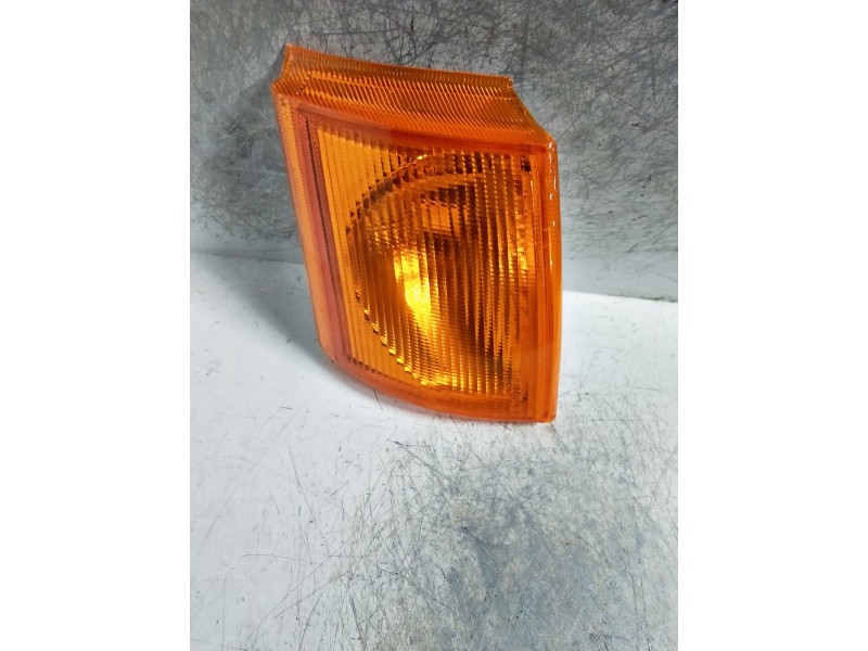 Recambio de piloto delantero derecho para ford transit bus 1995 referencia OEM IAM   