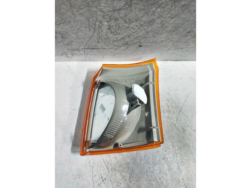 Recambio de piloto delantero derecho para ford transit bus 1995 referencia OEM IAM   