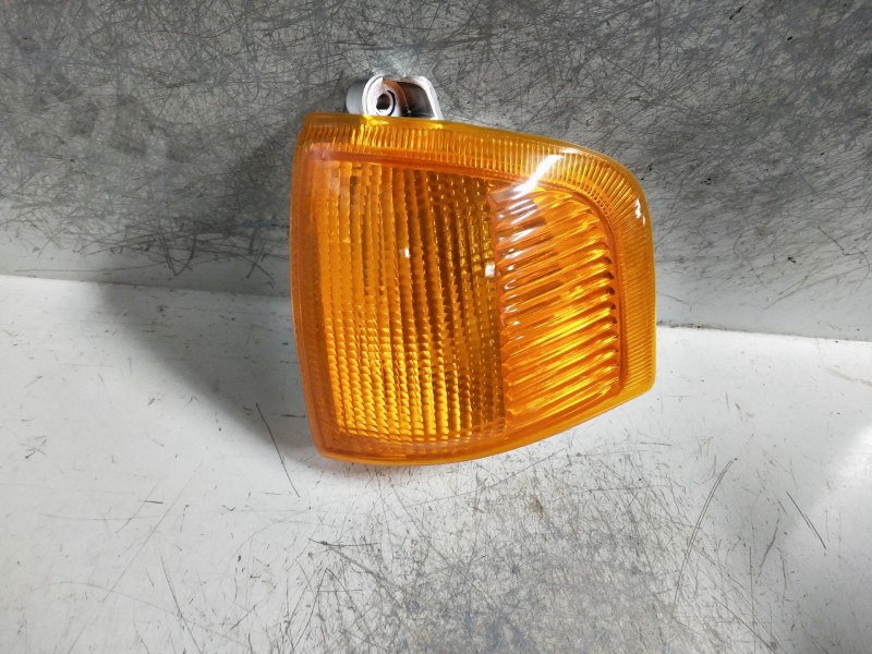 Recambio de piloto delantero izquierdo para ford escort berlina referencia OEM IAM   