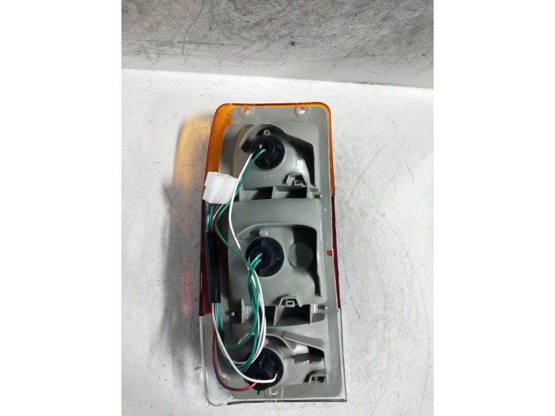 Recambio de piloto trasero derecho para nissan vanette cargo (hc23) referencia OEM IAM   