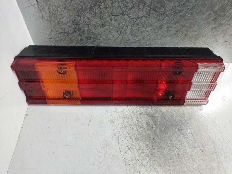 Recambio de piloto trasero central para mercedes sprinter caja abierta/doble cab. (serie 901-904) referencia OEM IAM    Recambio de piloto trasero central para mercedes sprinter caja abierta/doble cab. (serie 901-904) referencia OEM IAM