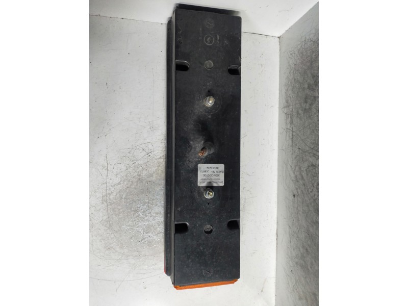 Recambio de piloto trasero central para mercedes sprinter caja abierta/doble cab. (serie 901-904) referencia OEM IAM    Recambio de piloto trasero central para mercedes sprinter caja abierta/doble cab. (serie 901-904) referencia OEM IAM