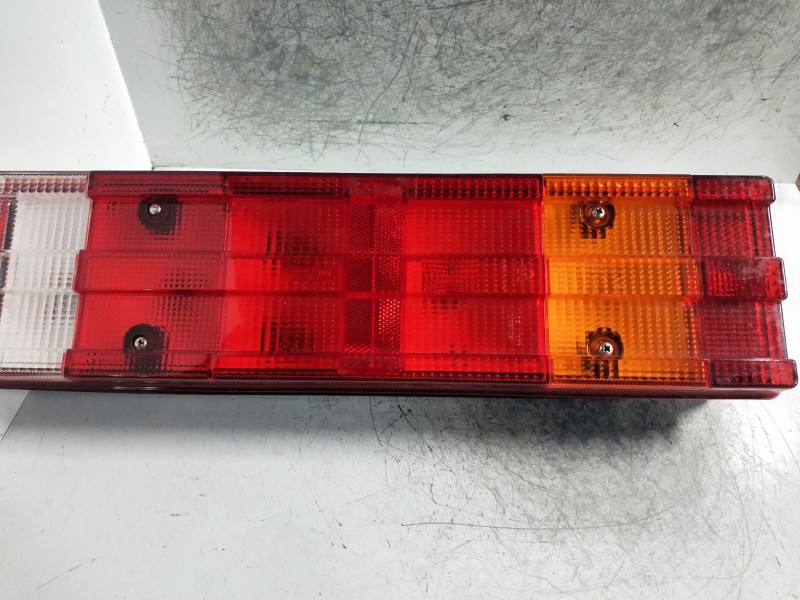 Recambio de piloto trasero central para mercedes sprinter (w901,w904) caja cerr. referencia OEM IAM   