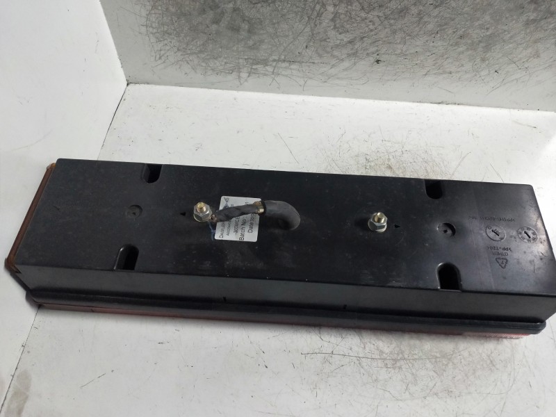 Recambio de piloto trasero central para mercedes sprinter (w901,w904) caja cerr. referencia OEM IAM   