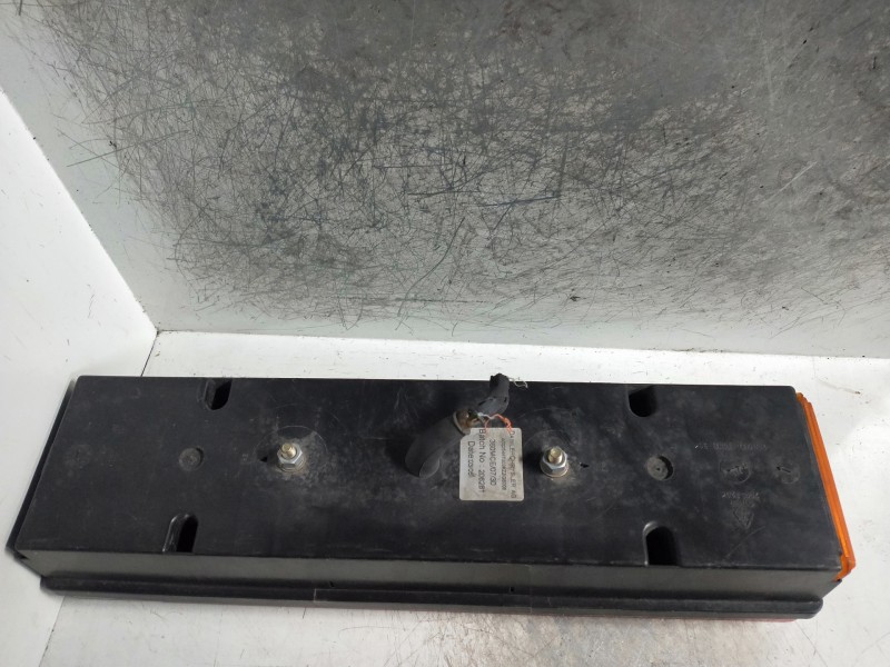 Recambio de piloto trasero central para mercedes sprinter (w901,w904) caja cerr. referencia OEM IAM   