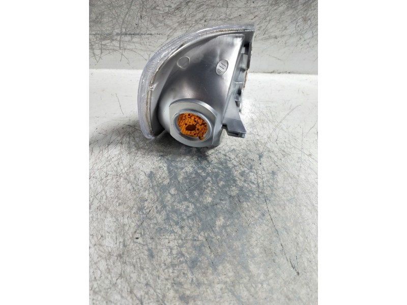 Recambio de piloto delantero izquierdo para peugeot 405 berlina referencia OEM IAM   