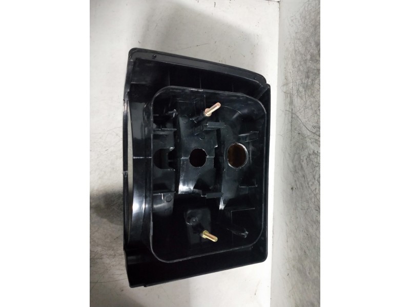 Recambio de piloto trasero derecho para renault 19 hatchback (b/c53) referencia OEM IAM   