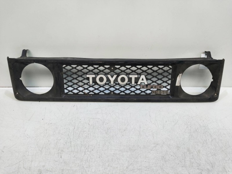 Recambio de rejilla delantera para toyota land cruiser 60 gx referencia OEM IAM   