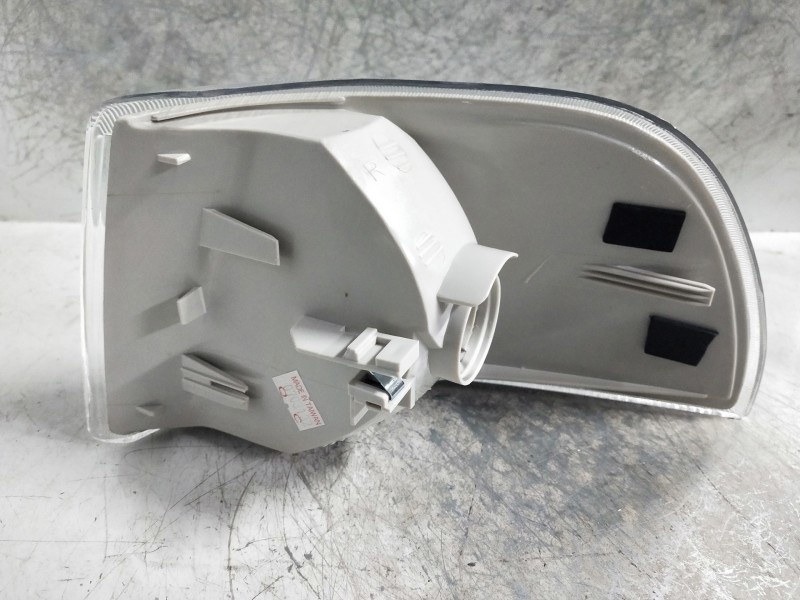 Recambio de piloto delantero derecho para volvo v70 familiar referencia OEM IAM   