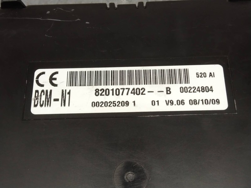 Recambio de modulo electronico para renault kangoo furgón compact comfort referencia OEM IAM 8201077402B 002025209 BCMN1