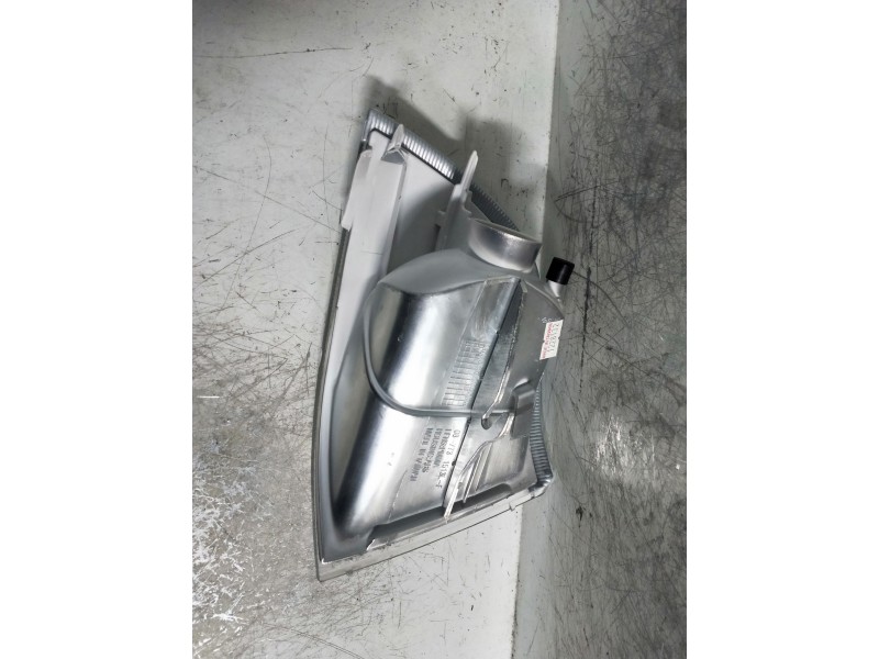 Recambio de piloto delantero izquierdo para volvo v40 familiar referencia OEM IAM   