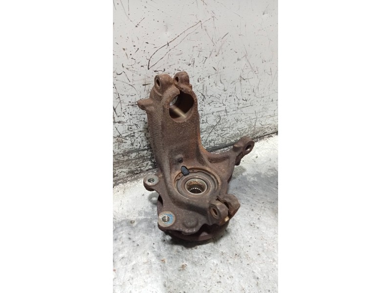 Recambio de mangueta delantera derecha para citroen c3 1.4 hdi sx plus referencia OEM IAM   