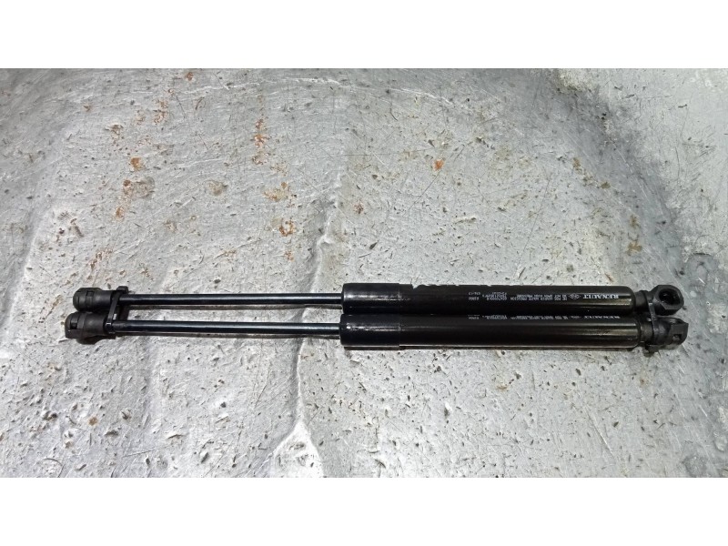 Recambio de amortiguadores capo para renault captur 1.2 tce energy referencia OEM IAM 654709991R  
