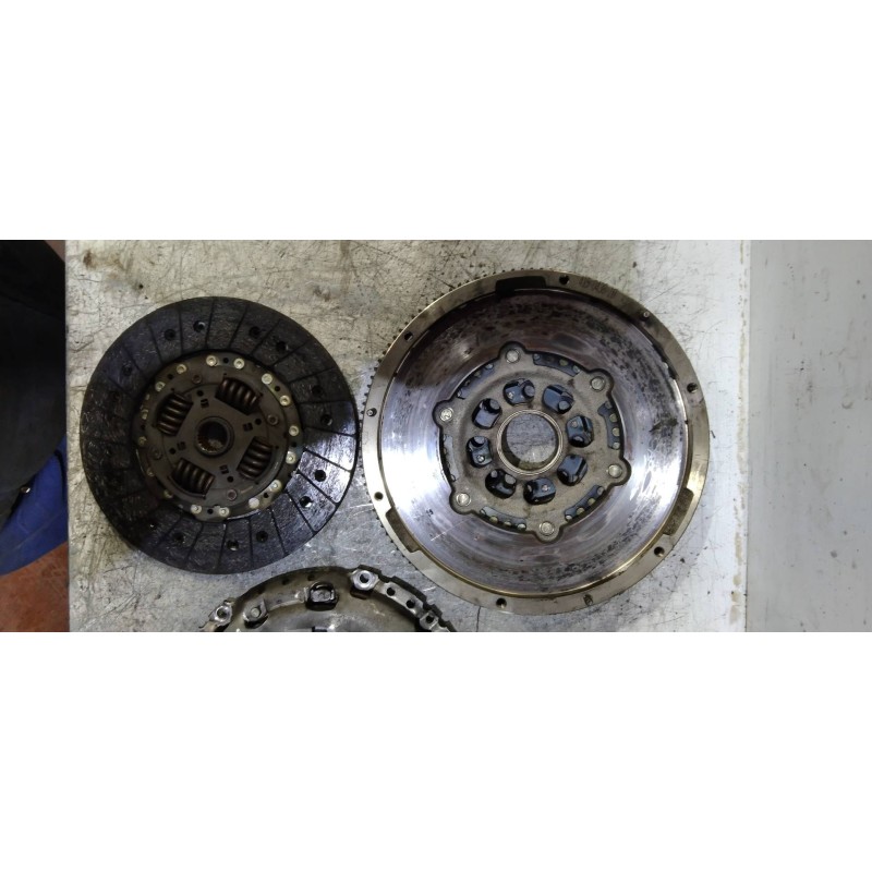 Recambio de kit embrague para ford transit caja cerrada ´06 ft 260 k (corto) lkw (camion) referencia OEM IAM   