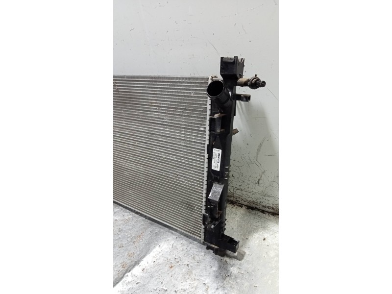 Recambio de radiador agua para renault captur 1.2 tce energy referencia OEM IAM 214107326R  