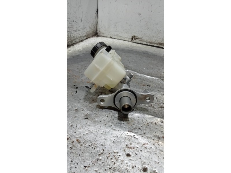 Recambio de bomba freno para renault captur 1.2 tce energy referencia OEM IAM   