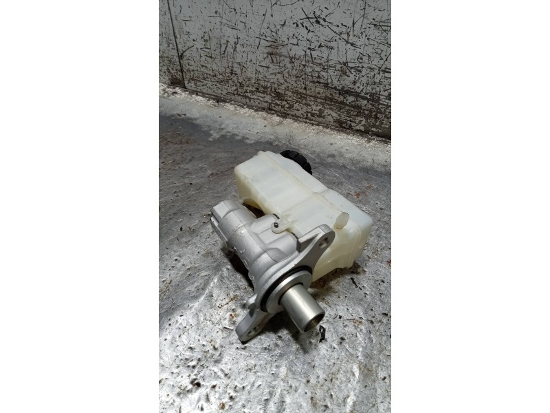 Recambio de bomba freno para renault captur 1.2 tce energy referencia OEM IAM   