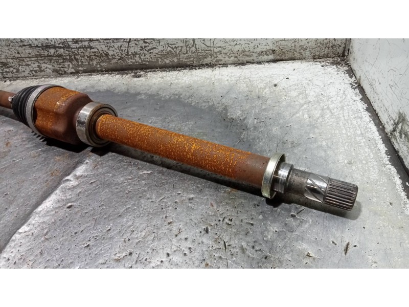 Recambio de transmision delantera derecha para renault captur 1.2 tce energy referencia OEM IAM 391005516R  