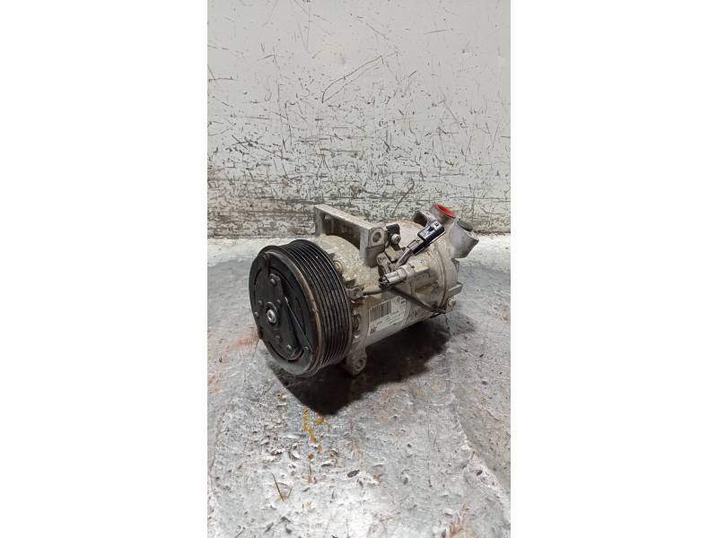 Recambio de compresor aire acondicionado para renault captur 1.2 tce energy referencia OEM IAM 926000734R T72634BA 