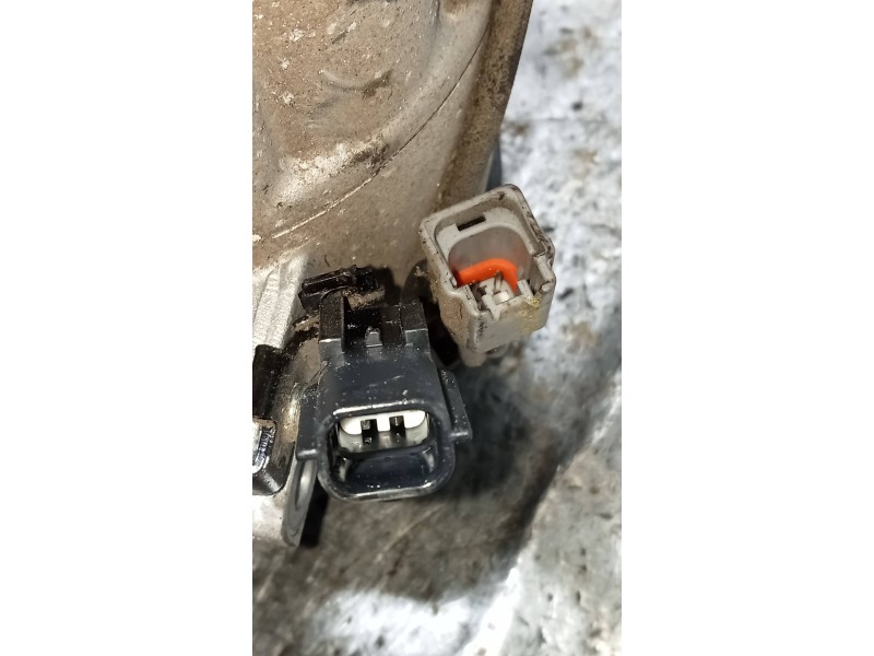 Recambio de compresor aire acondicionado para renault captur 1.2 tce energy referencia OEM IAM 926000734R T72634BA 