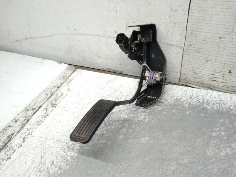 Recambio de potenciometro pedal para toyota avensis wagon (t25) 2.2 d-4d clean power executive referencia OEM IAM 8928152021  