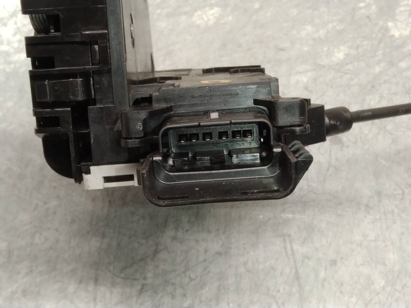 Recambio de motor cierre centralizado trasero derecho para citroen c4 picasso 1.6 16v hdi fap referencia OEM IAM   5P