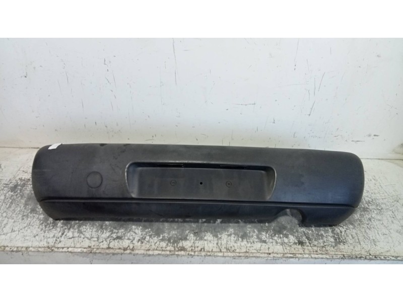 Recambio de paragolpes trasero para ford fiesta berlina básico referencia OEM IAM   