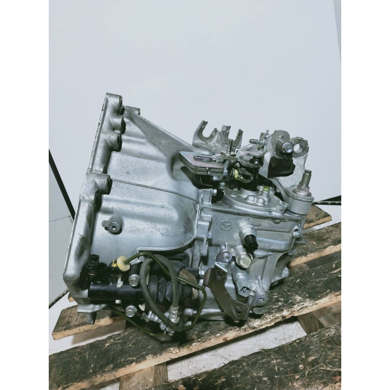 Recambio de caja cambios para mazda 3 lim. () luxury referencia OEM IAM D6040 D20D2 A47FA48F STH0419123 ED FA 6V