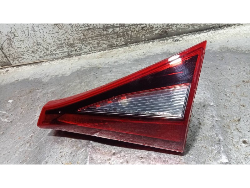 Recambio de piloto trasero derecho interior para hyundai i20 klass referencia OEM IAM 92404Q0000  