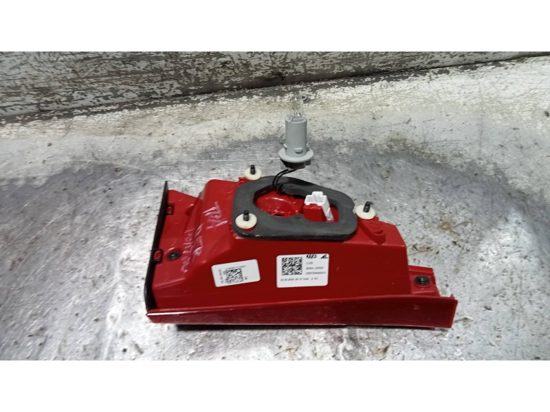 Recambio de piloto trasero derecho interior para hyundai i20 klass referencia OEM IAM 92404Q0000  