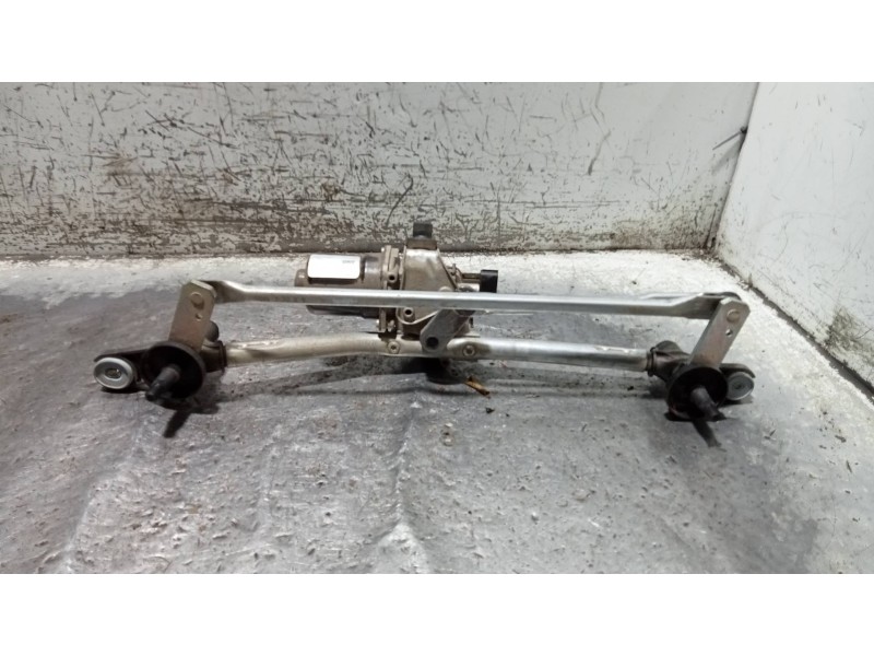 Recambio de motor limpia delantero para hyundai i20 klass referencia OEM IAM 98110Q0000  