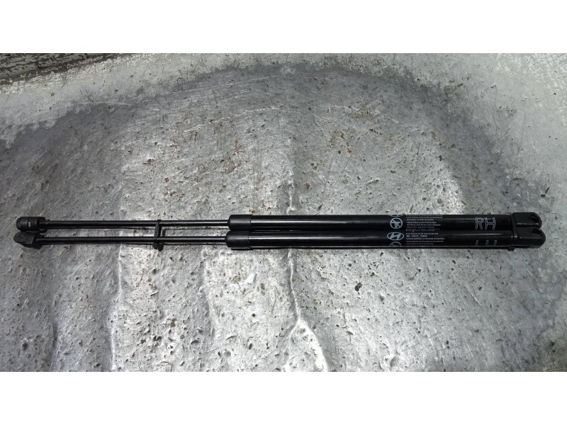 Recambio de amortiguadores maletero / porton para hyundai i20 klass referencia OEM IAM 81831Q0000 81841Q0000 
