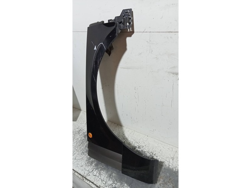 Recambio de aleta delantera derecha para land rover range rover (lm) td6 se referencia OEM IAM   